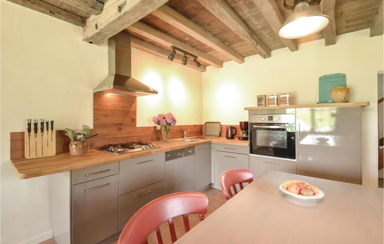 Lovely Home In Charritte De Bas With Wifi 外观 照片